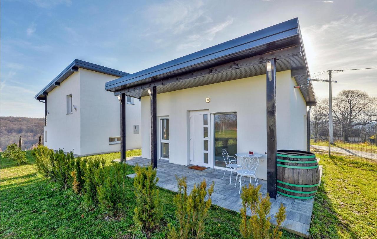 8 Bedroom Lovely Home In Durdevac Ðurđevac Exterior foto